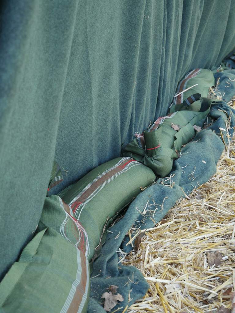 Vlies mit Silosack als bodenbegränzung 