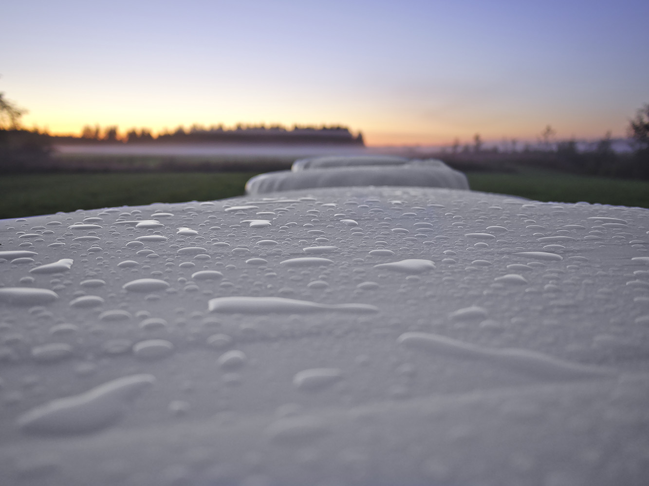 Wickelfolie mit Wassertropfen